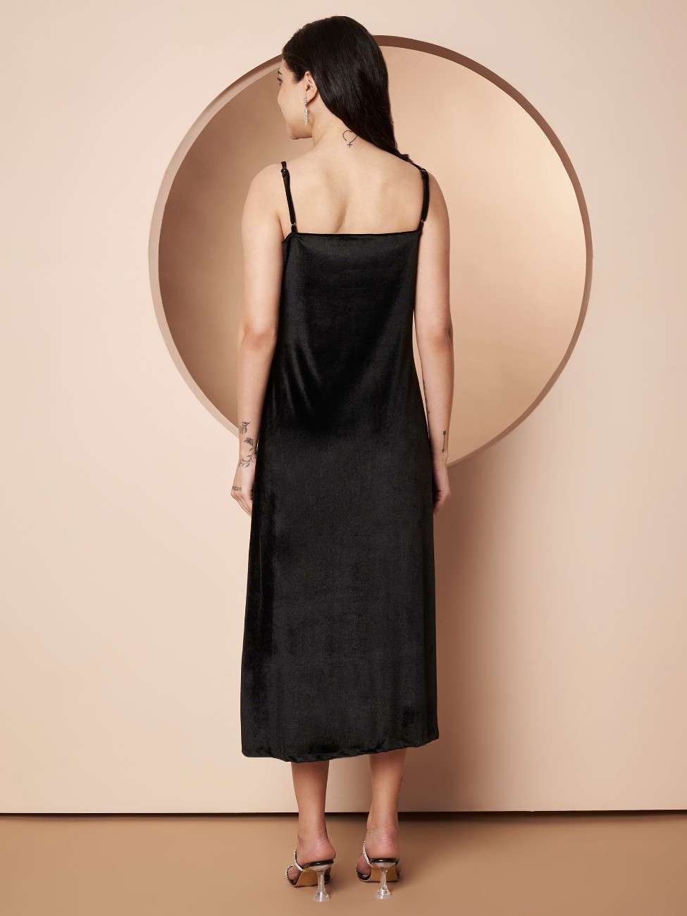 NORA EMBELLISHED SHEATH DRESS